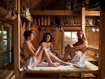 Sauna nackt familien 